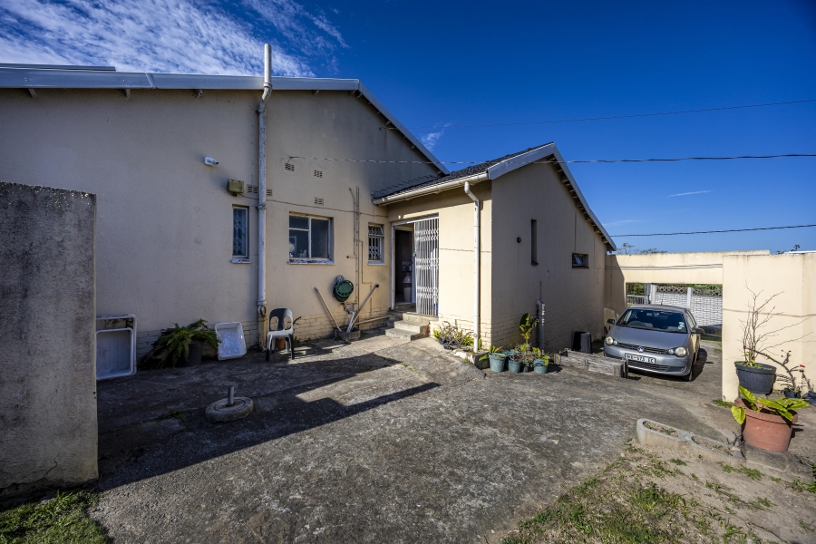 4 Bedroom Property for Sale in Cambridge Eastern Cape